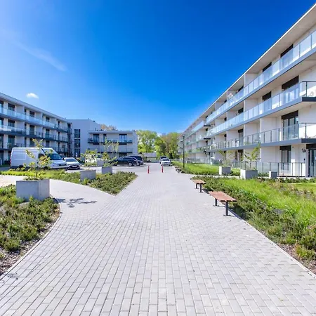 Aqua Passage By Major Domus Club